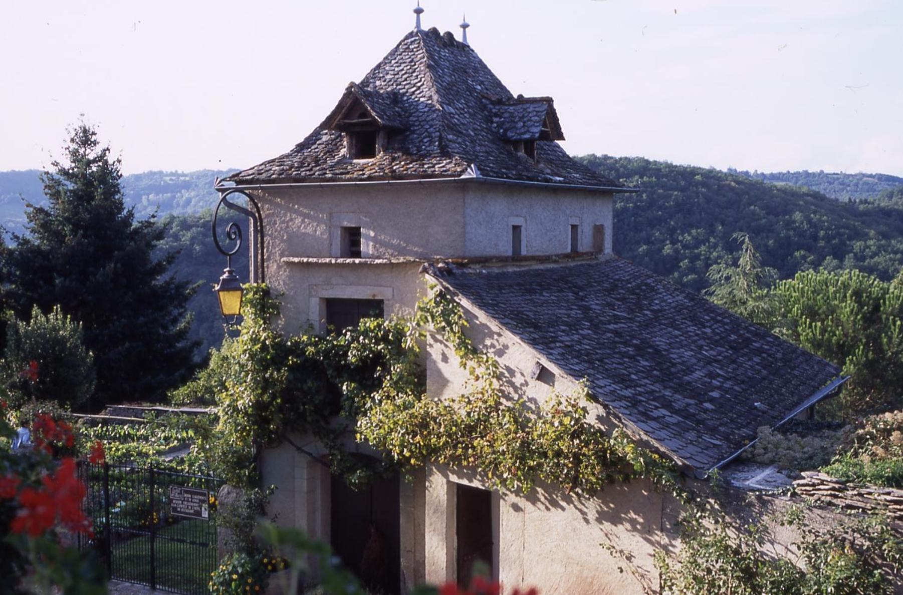 L'Oustal Del Barry Hotel Najac Bagian luar foto